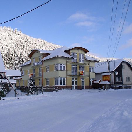 Penzion Centrum Oravsky Biely Potok Buitenkant foto