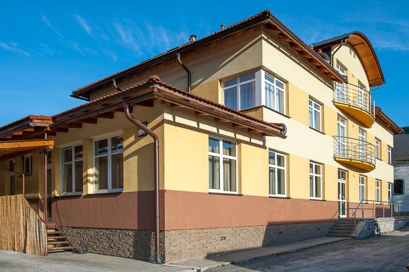 Penzion Centrum Oravsky Biely Potok Buitenkant foto